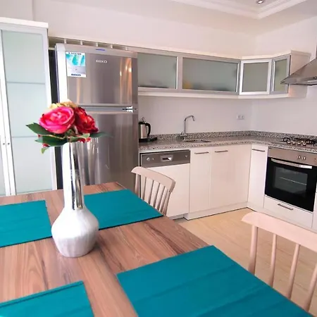 Beautiful Green At Cleopatra Beach Apartment